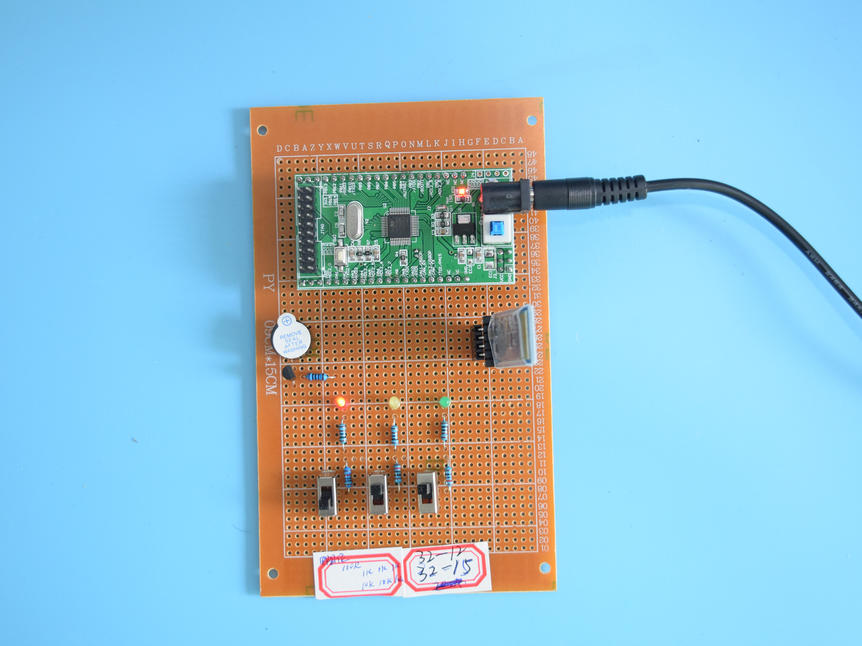 基于STM32单片机的智能药盒定时吃药喂水喂食器蓝牙APP设计-万用板-原理图+PCB图+程序12_鹏程工联_工业互联网技术服务平台