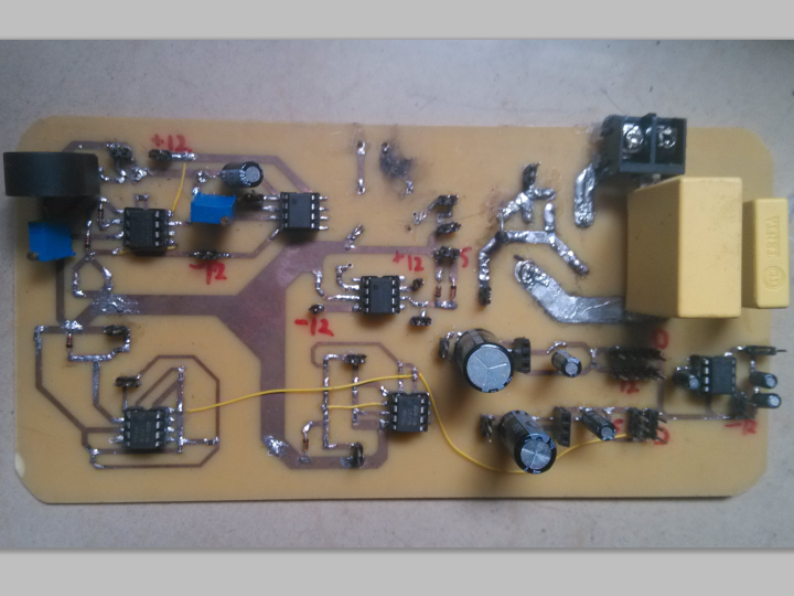 2014年电子设计大赛D题电能消耗计量装置获一奖作品_百工联_工业互联网技术服务平台